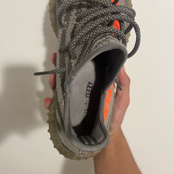 ADIDAS YEEZY BOOST 350 BELUGAS SIZE 12 MENS - Picture 10 of 11